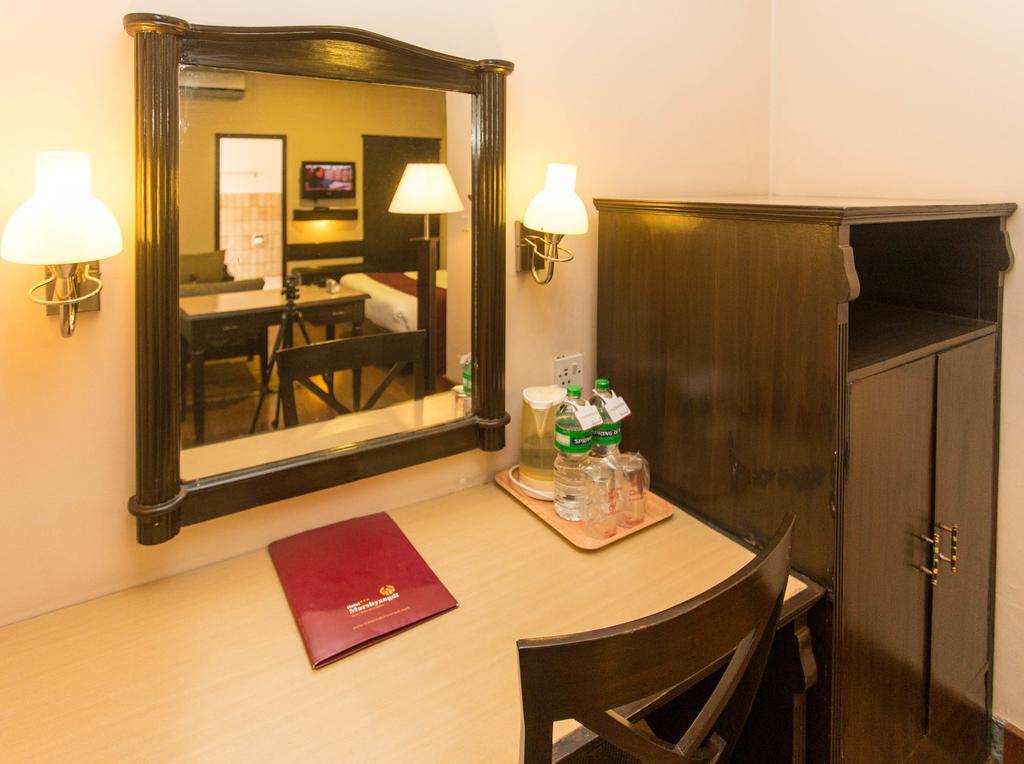 Hotel Marshyangdi Kathmandu Exteriör bild
